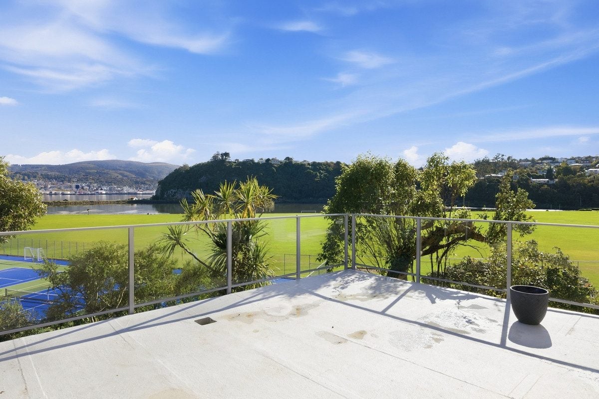 213 Musselburgh Rise, Andersons Bay, Dunedin - Carousel 2