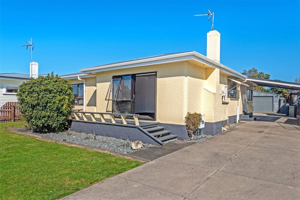 10 Oates Street, Elgin, Gisborne - Carousel 2