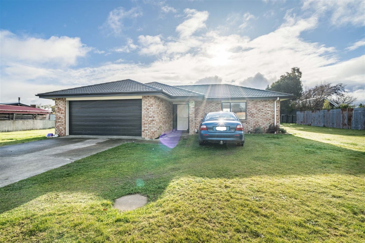 54 Avon Road, Clifton, Invercargill - Carousel 2