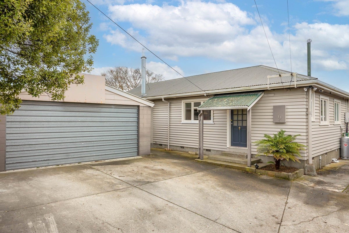 13 Voss Street, Shirley, Christchurch - Carousel 19