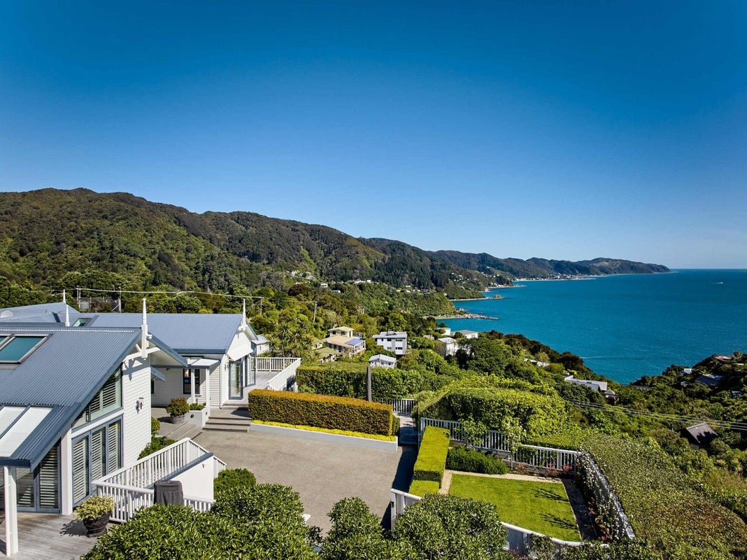 59 Howard Road, Point Howard, Lower Hutt - Carousel 1