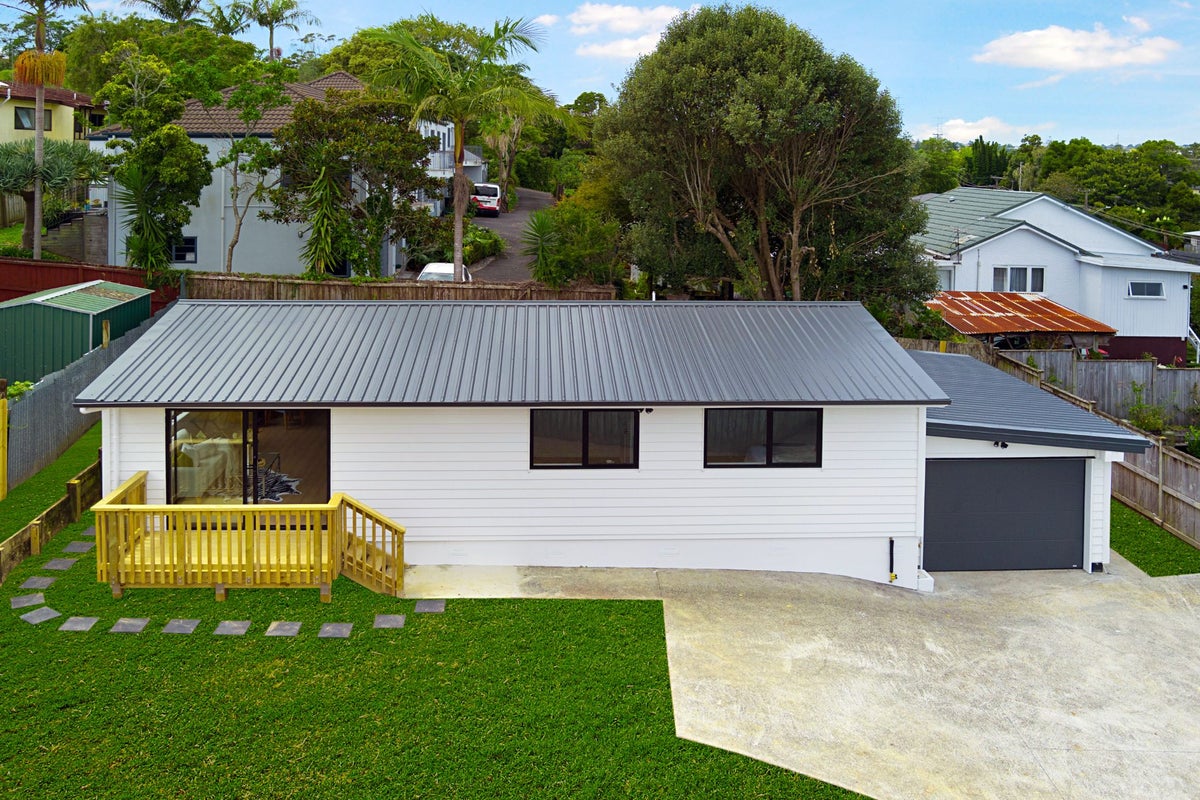 32A Hertford Street, Blockhouse Bay, Auckland - Carousel 2