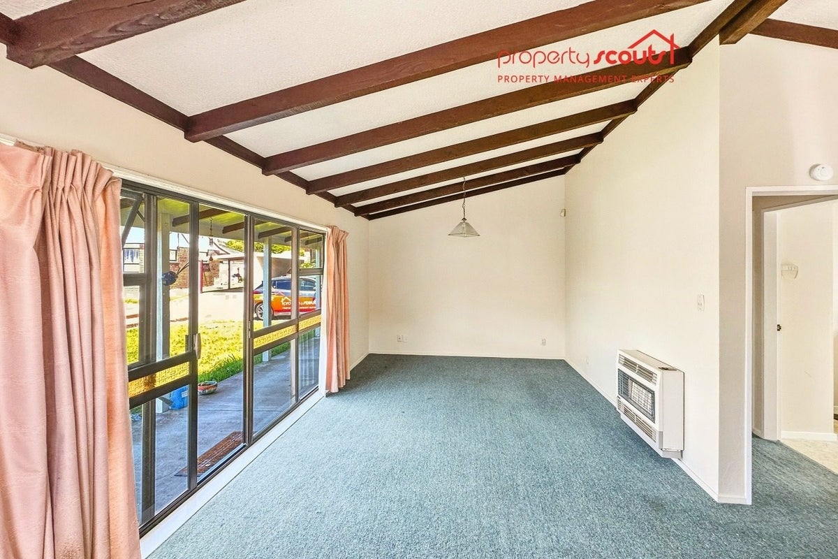 3/787 Fergusson Drive, Elderslea, Upper Hutt - Carousel 2