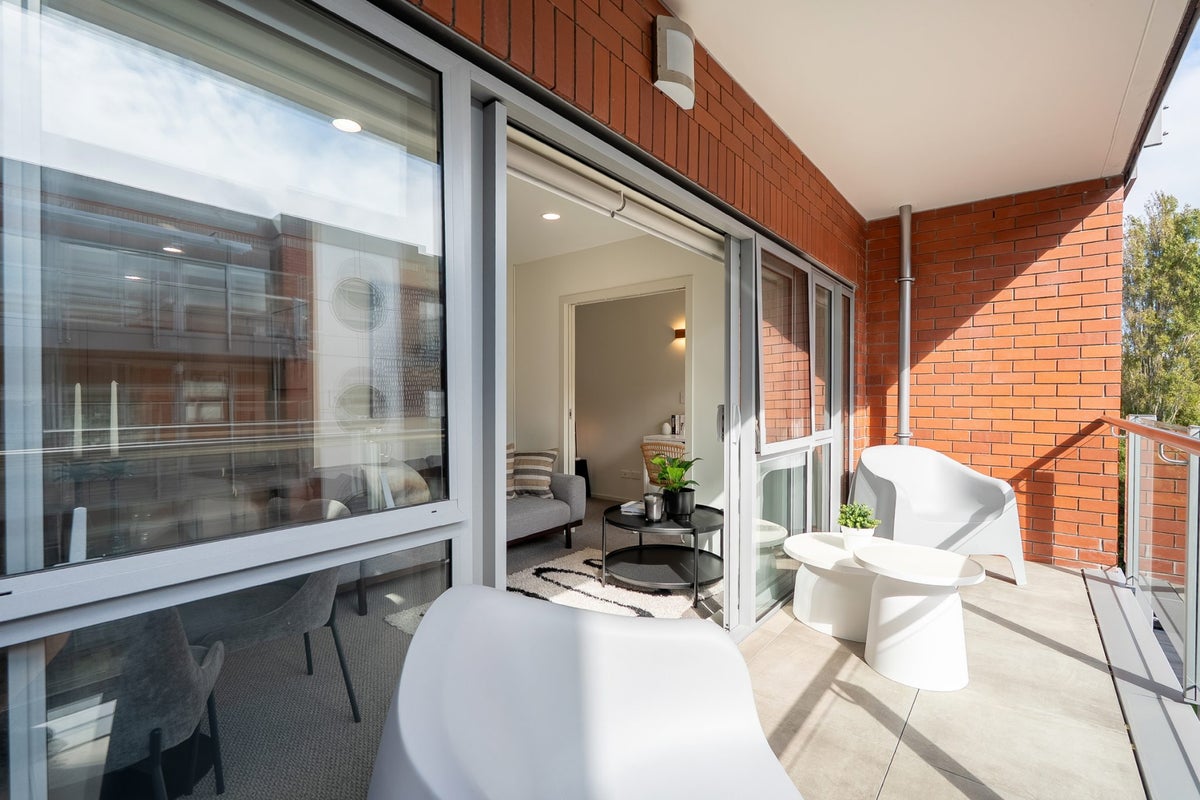 325/4 Wagener Place, Mount Albert, Auckland - Carousel 2