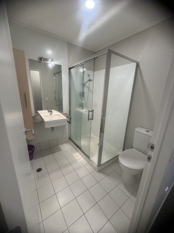 1Z/16 Burton Street, Grafton, Auckland - Carousel 8
