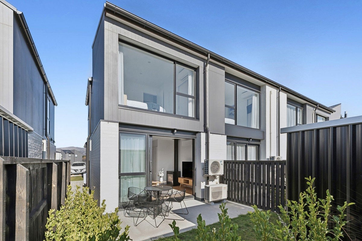 5D Kidds Way, Albert Town, Wanaka - Carousel 1