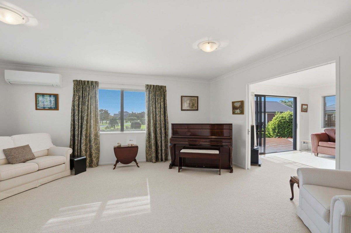 3 Meadowpark Drive, Dargaville, Dargaville - Carousel 2