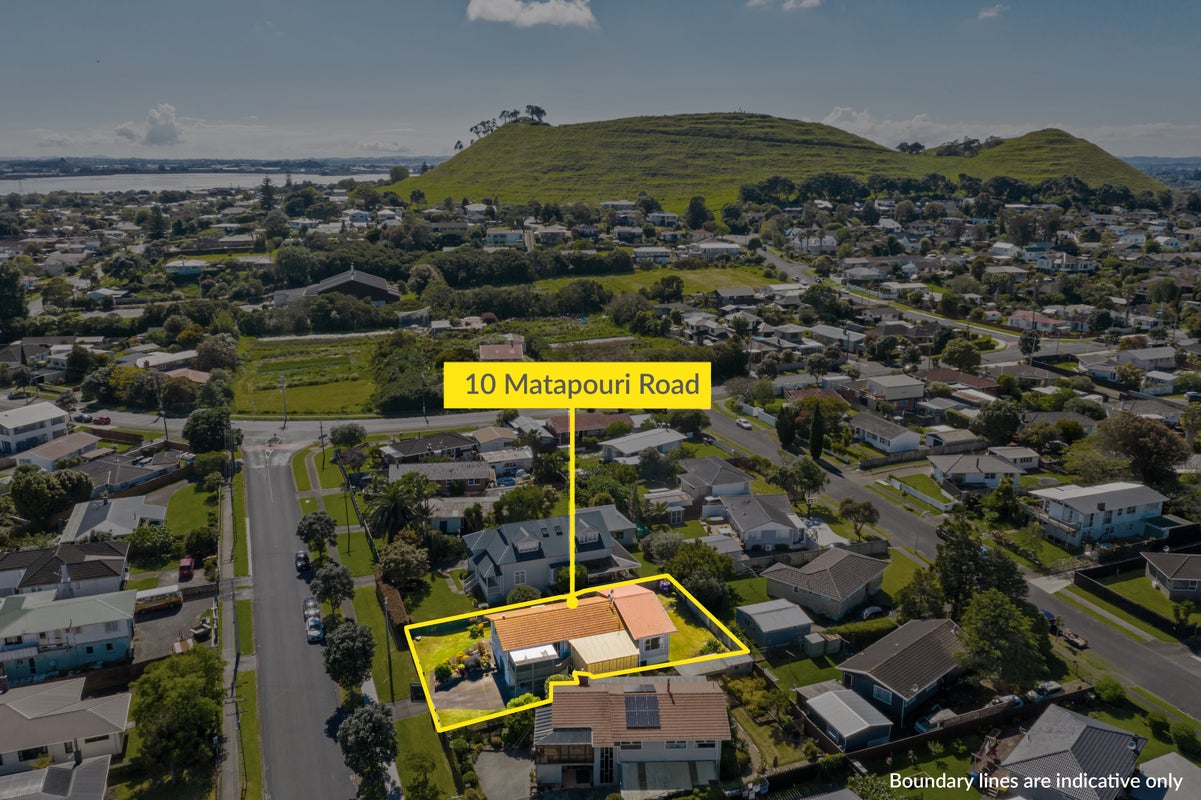 10 Matapouri Road, Mangere Bridge, Auckland - Carousel 2