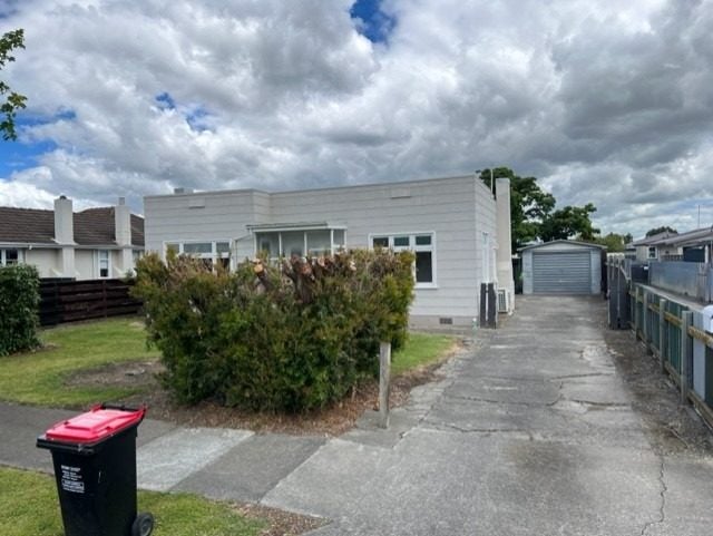 907 Churchill Street, Akina, Hastings - Carousel 1