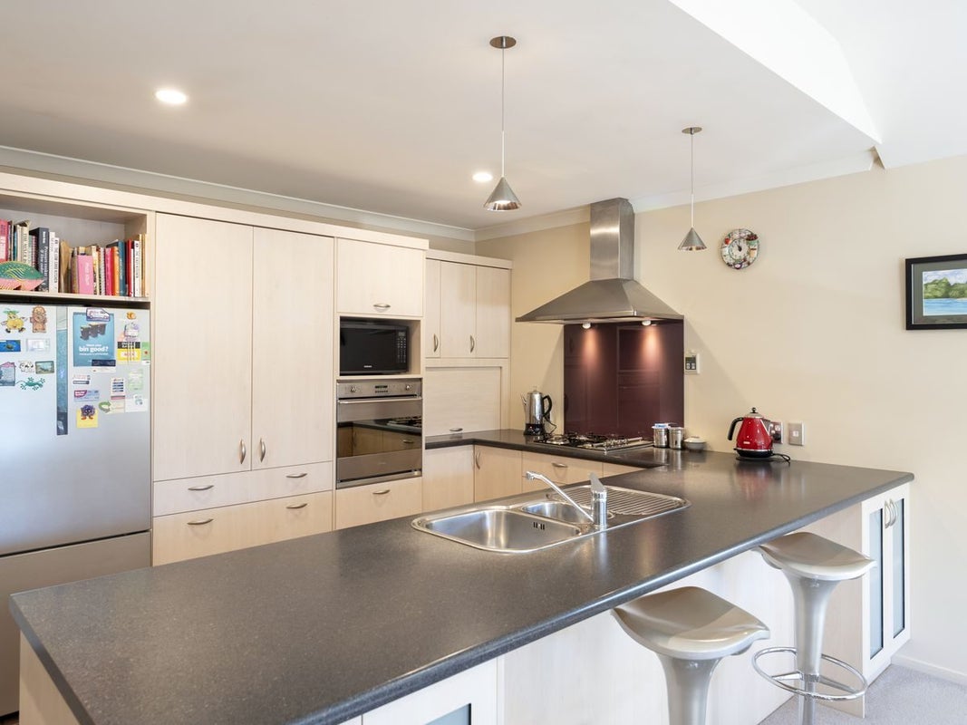 20 Pohutukawa Crescent, Parklands, Christchurch - Carousel 2