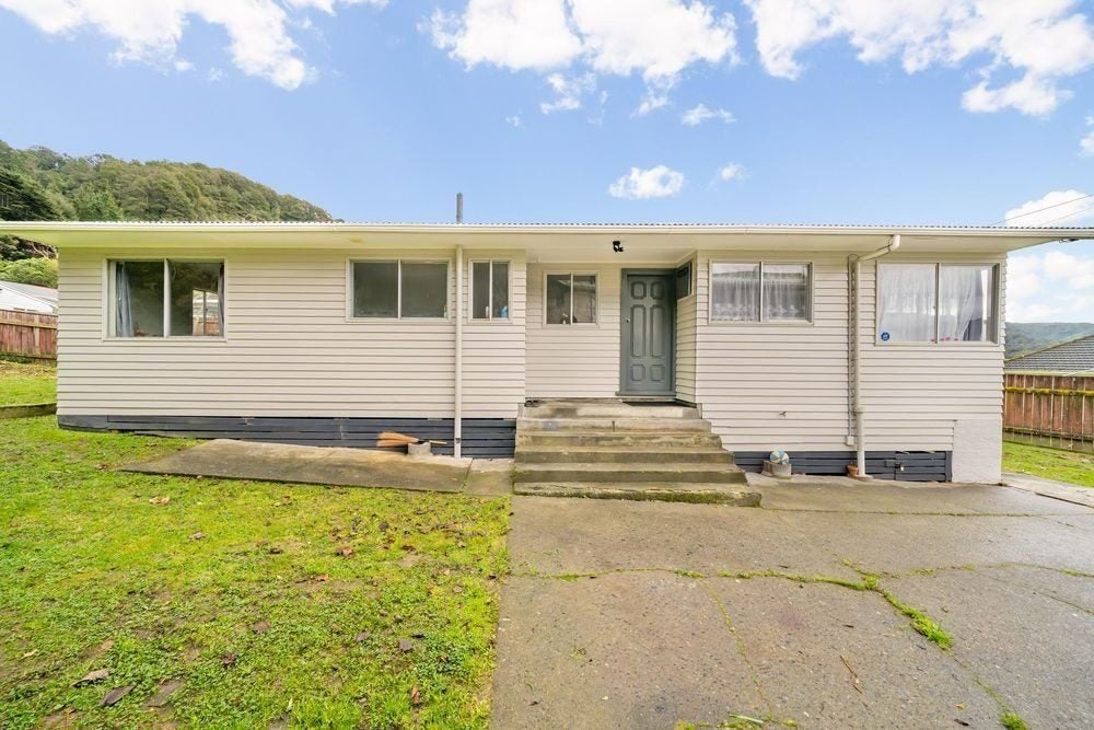 77 Karaka Street, Wainuiomata, Lower Hutt - Carousel 2