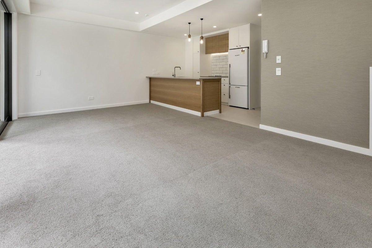 G08/30 Enfield Street, Mount Eden, Auckland - Carousel 2