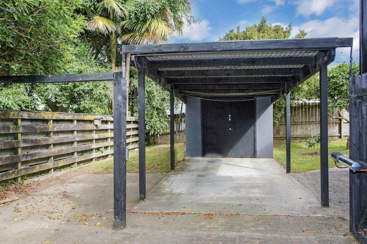 43 Takanini Road, Takanini, Auckland - Carousel 10