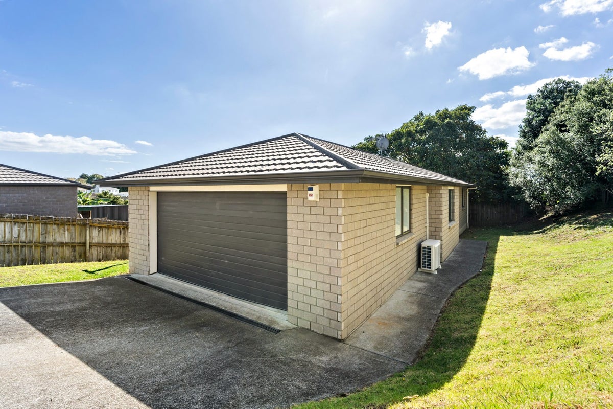 72B Coxhead Road, Manurewa, Auckland - Carousel 1