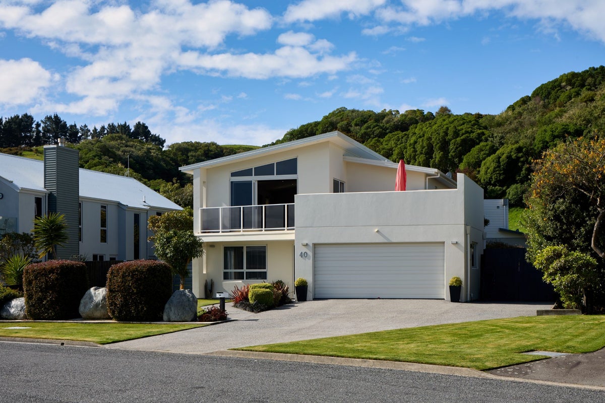 40 Kotuku Road, South Bay, Kaikoura - Carousel 1