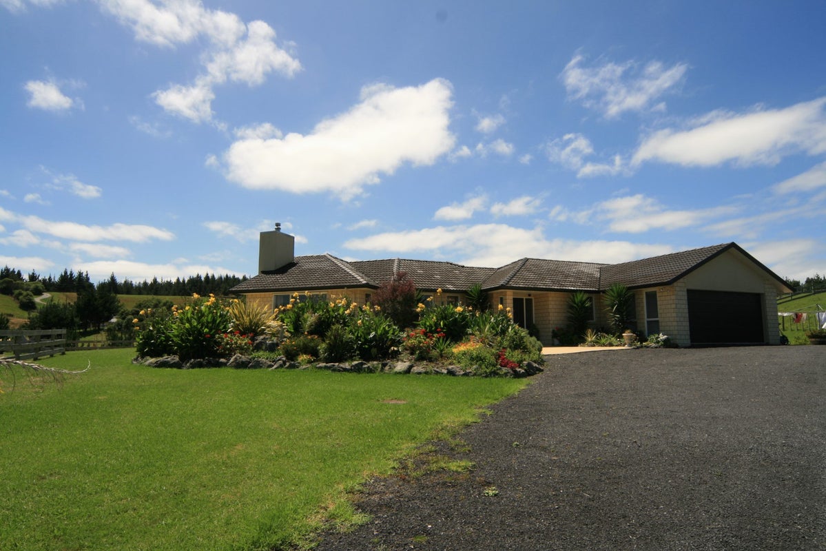 48 Terry Smyth Drive, Kumeu - Carousel 22