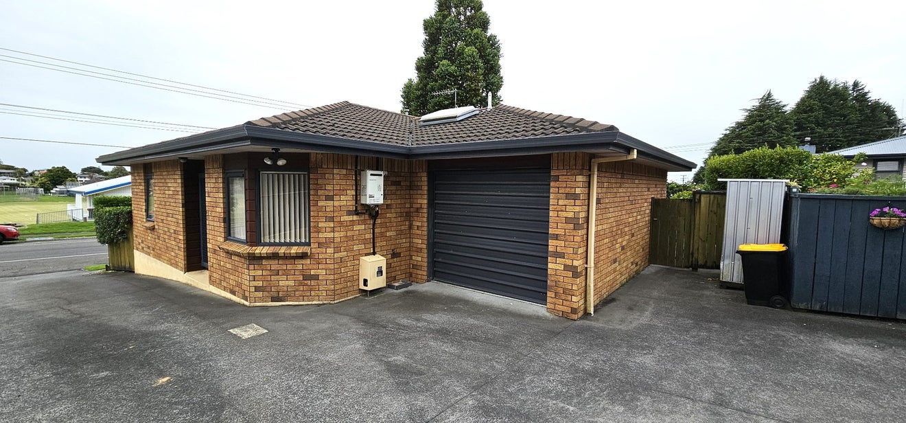 536A Fraser Street, Greerton, Tauranga - Carousel 1