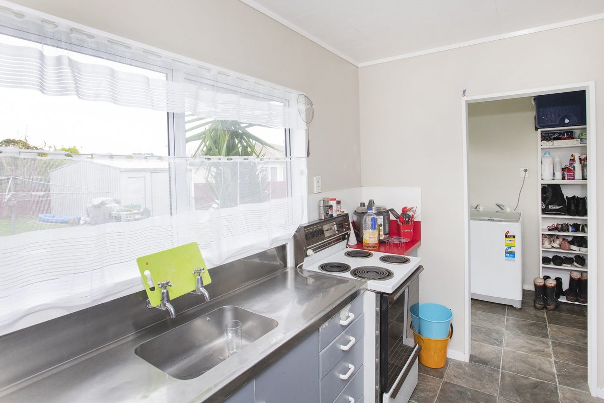 31 Edison Street, Outer Kaiti, Gisborne, Gisborne - Carousel 2
