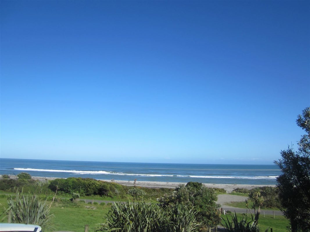 326 North Beach Road, Point Elizabeth, Greymouth - Carousel 2