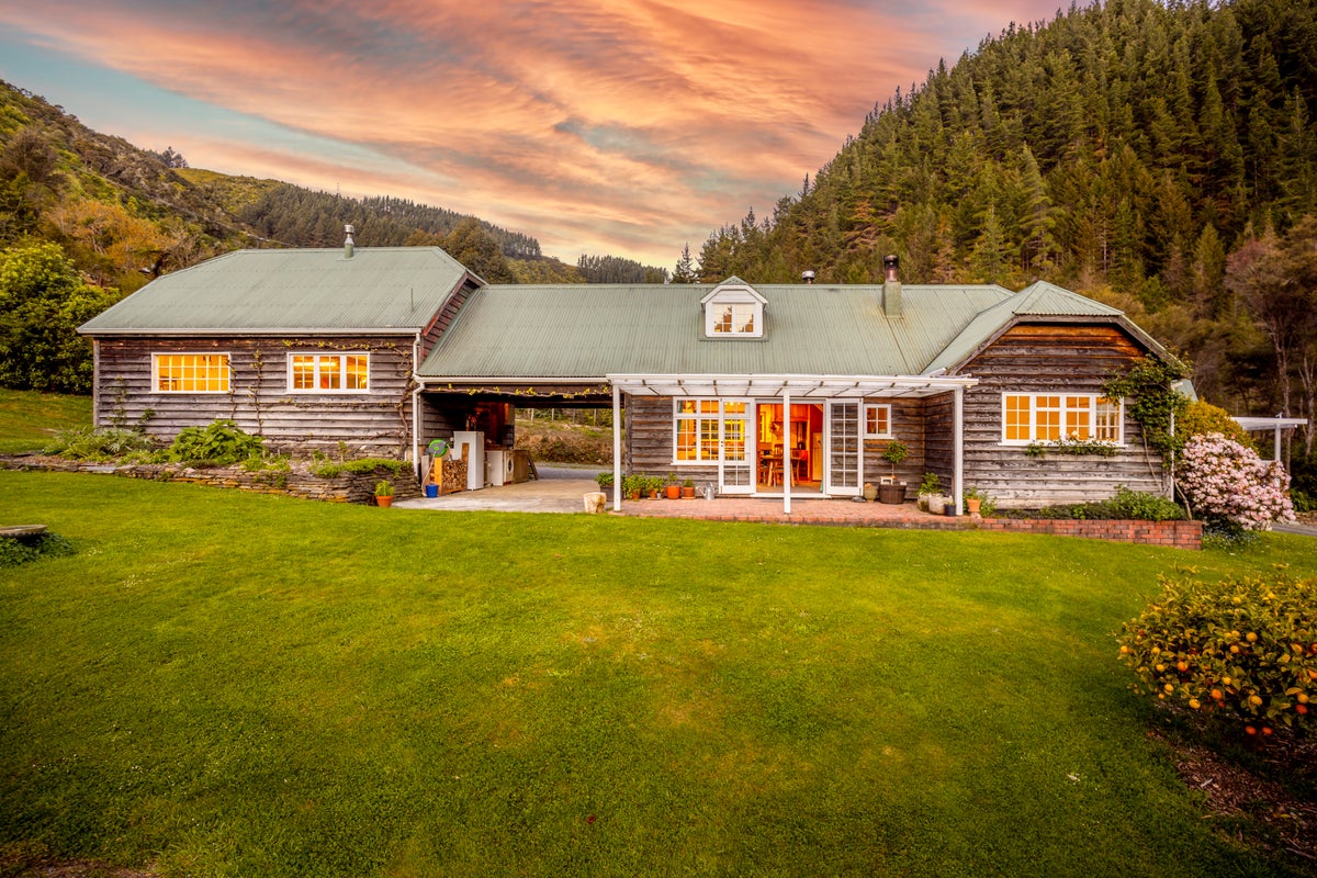 567 Maitai Valley Road, Maitai, Nelson - Carousel 1