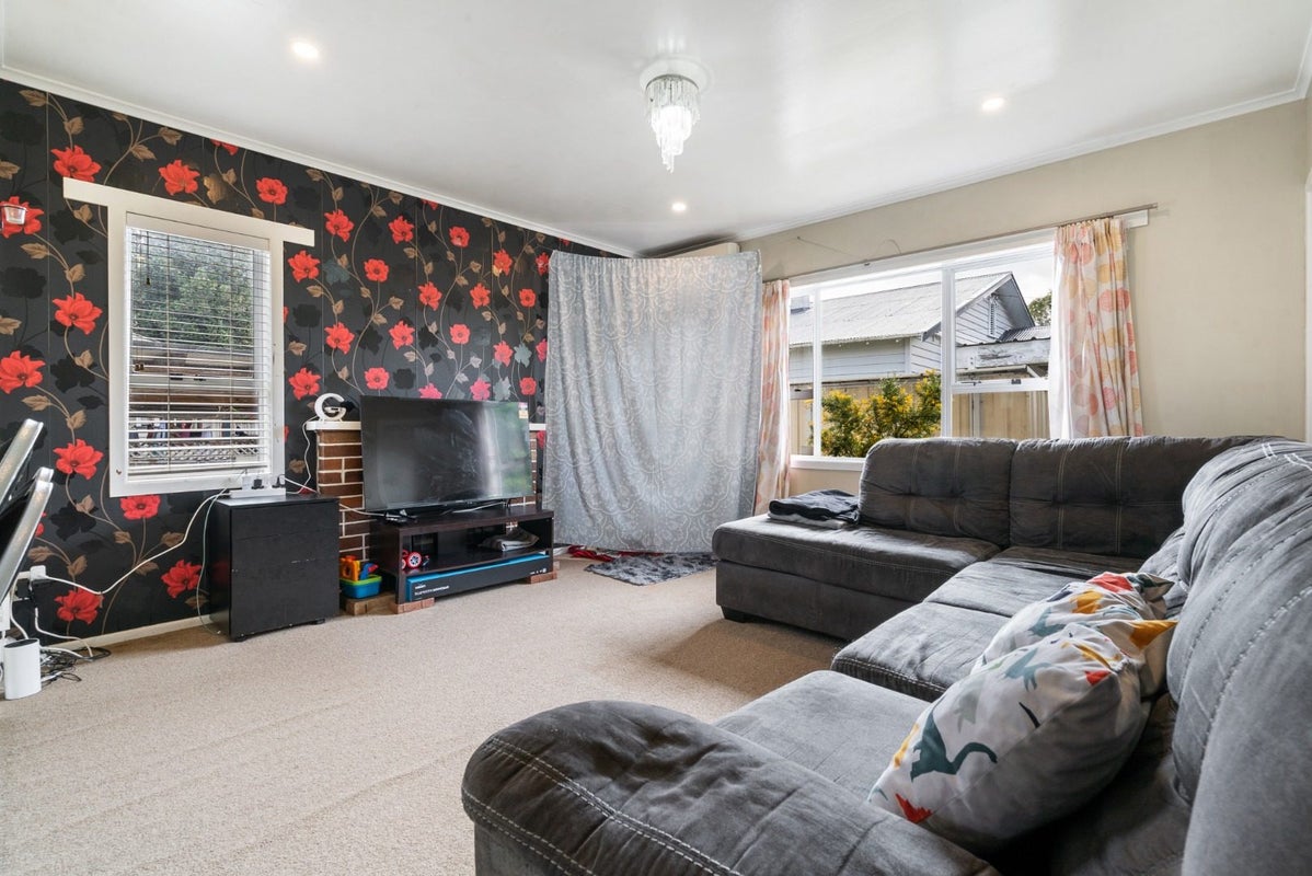 10 Princess Street, Takanini, Auckland - Carousel 2