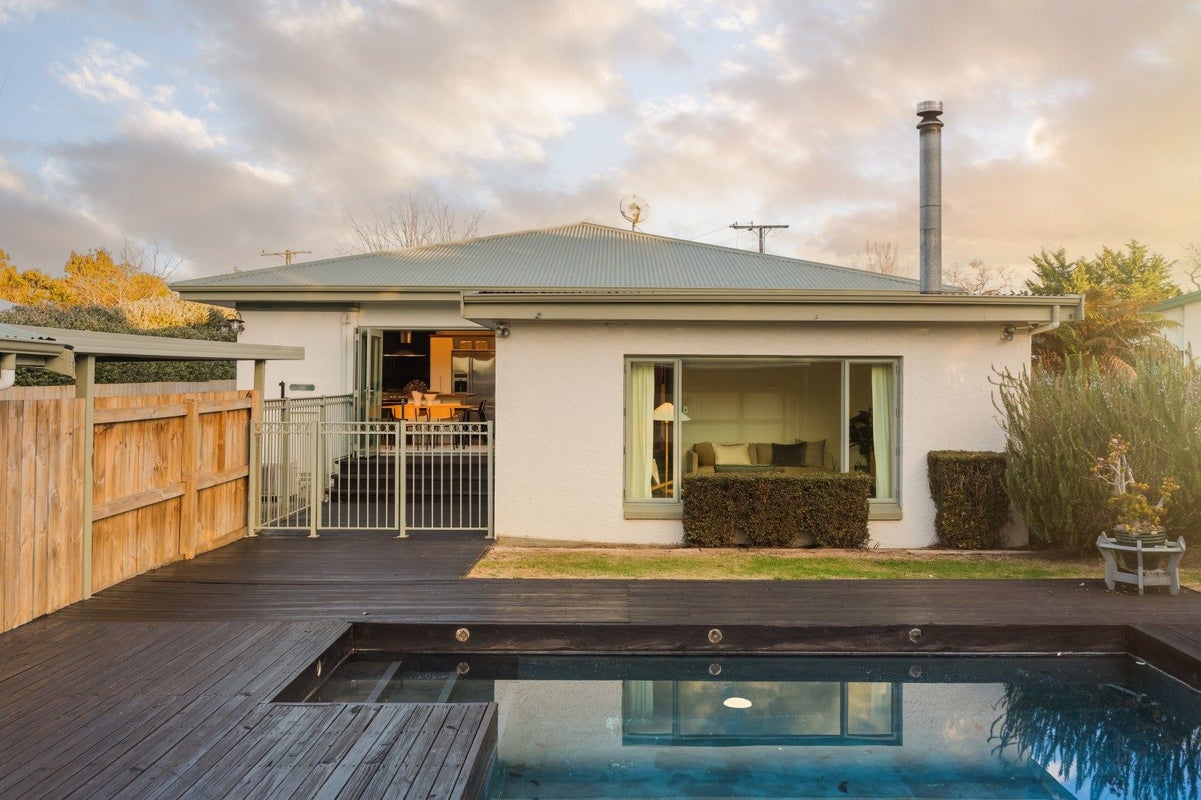 37 Bettina Road, Fairfield, Hamilton - Carousel 2