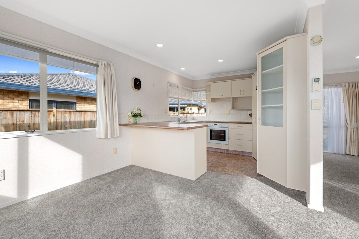 60B Freyberg Street, Otumoetai, Tauranga - Carousel 2