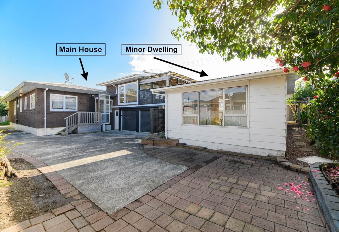 57 Forrest Hill Road, Milford, Auckland - Carousel 1
