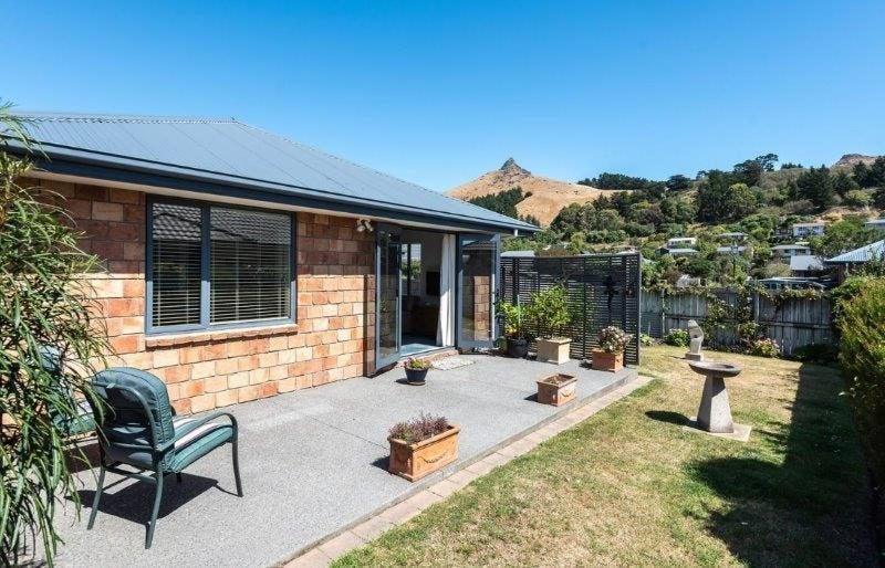 19 Hamlet Lane, Heathcote Valley, Christchurch - Carousel 2