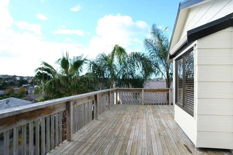 2/8 Camilla Grove, Totara Vale, Auckland - Carousel 2