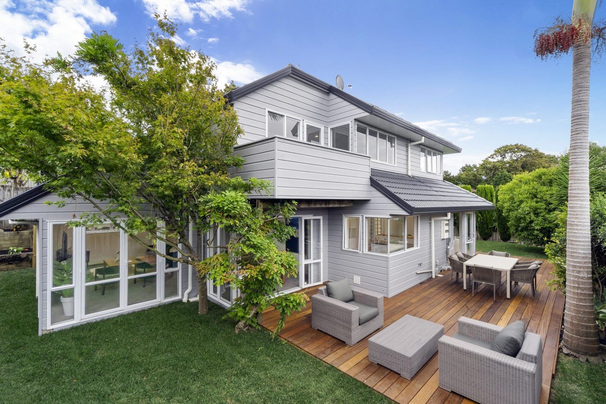 3/24 Corunna Road, Milford, Auckland - Carousel 2