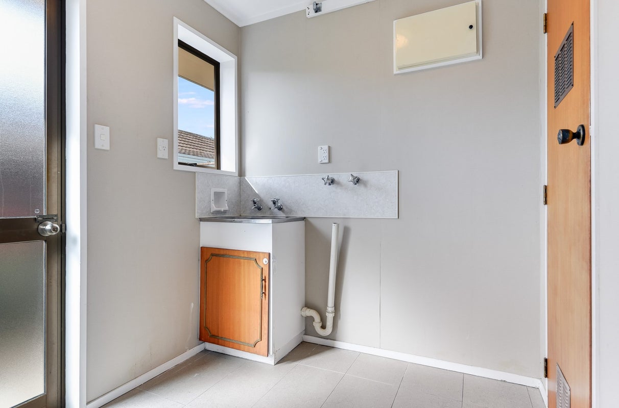 1A Winstone Avenue, Chartwell, Hamilton - Carousel 37