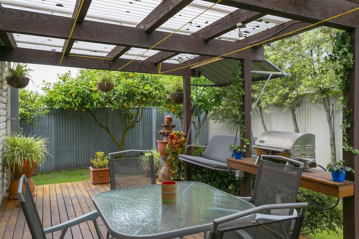 12 Golders Place, Richmond Heights, Taupo - Carousel 10