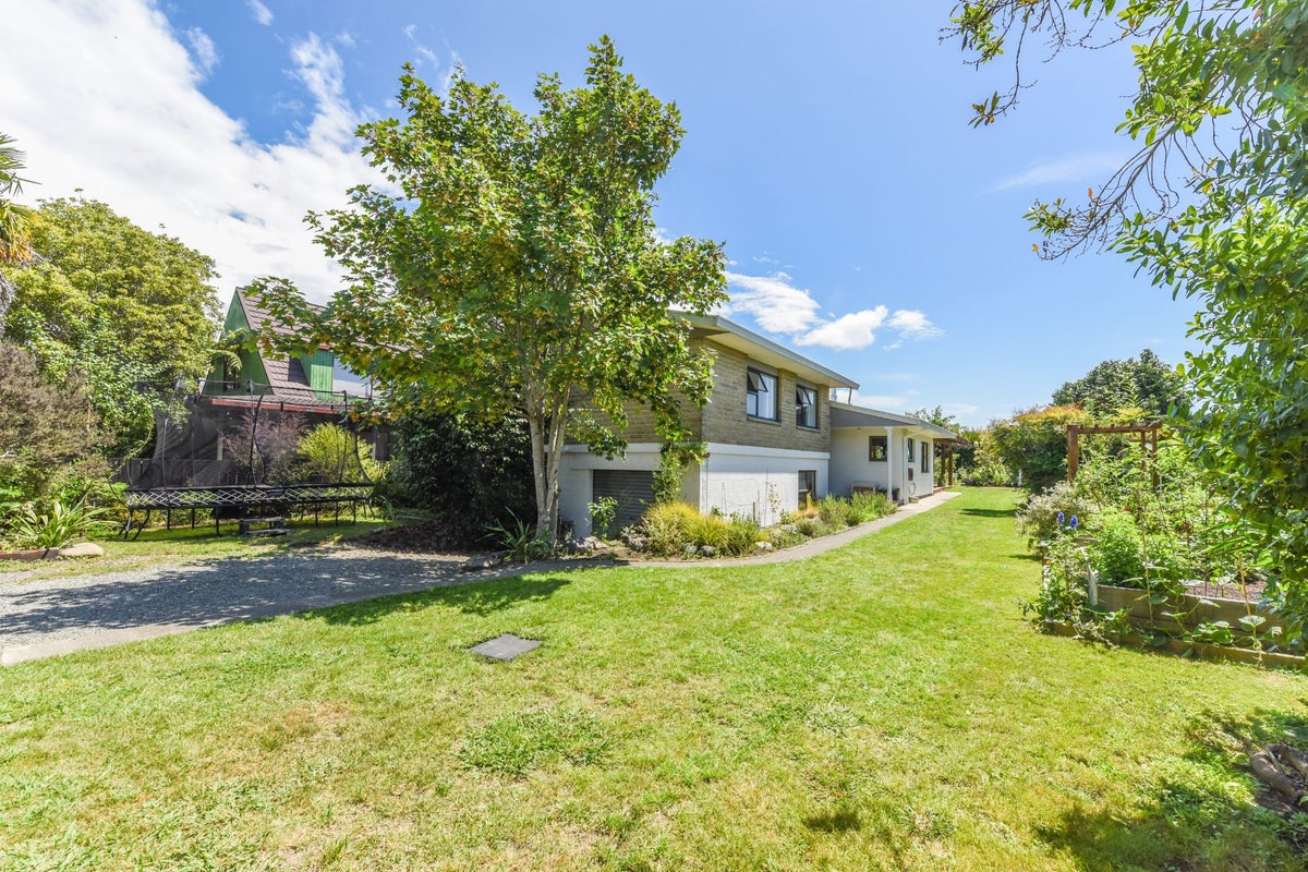 8 Bryant Road, Brightwater, Brightwater - Carousel 29