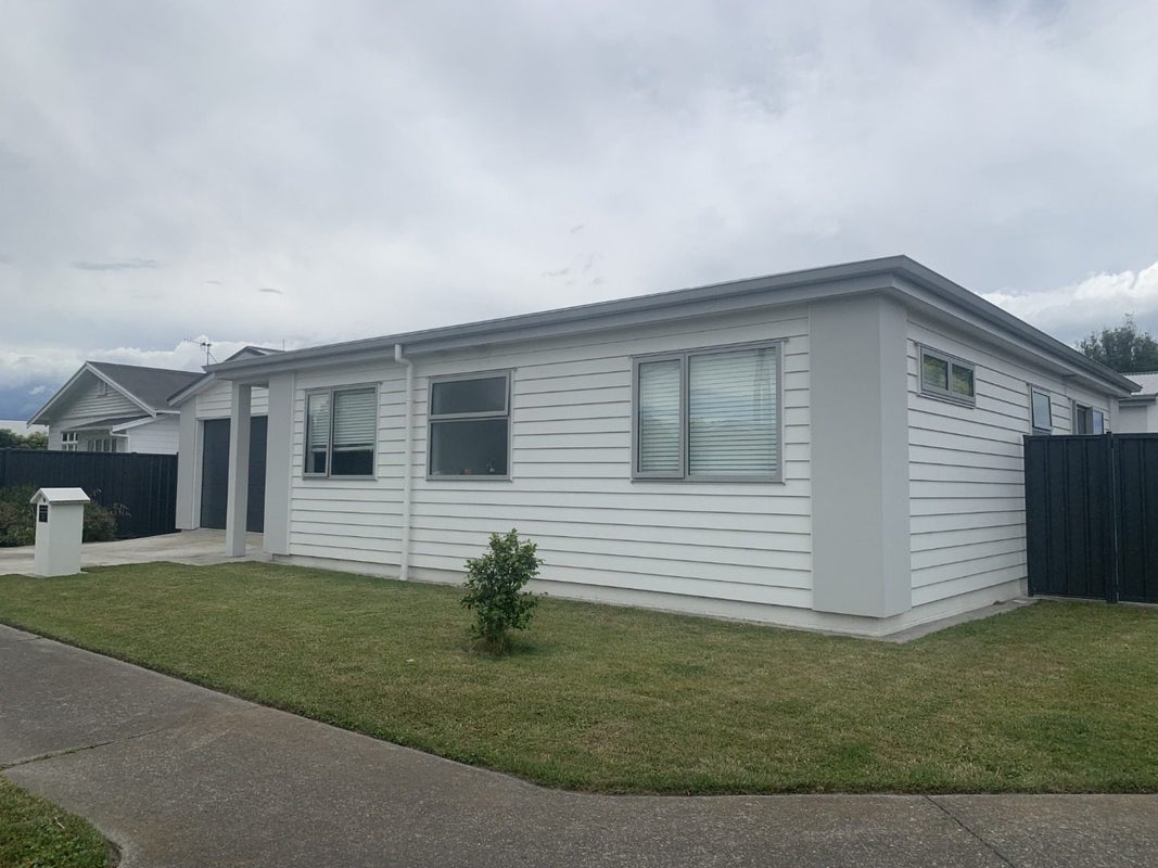 35 Avenue Road, Greenmeadows, Napier - Carousel 2