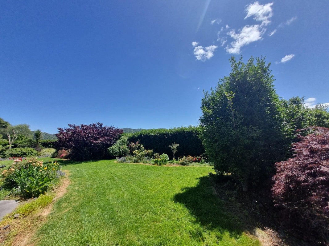 24 Ray Road, NGARUAWAHIA - Carousel 13
