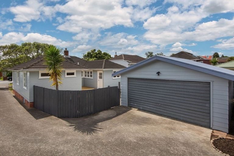 415A Blockhouse Bay Road, Blockhouse Bay, Auckland - Carousel 2
