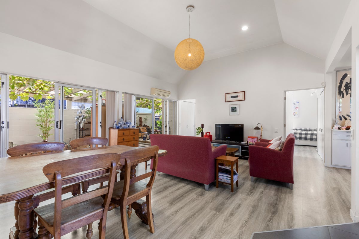1A Marion Avenue, Mount Roskill, Auckland - Carousel 2