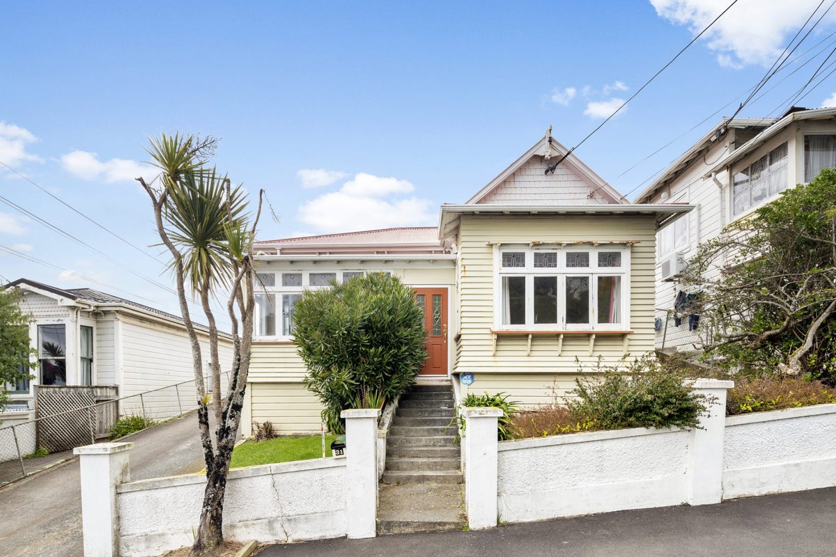 31 Todman Street, Brooklyn, Wellington - Carousel 1