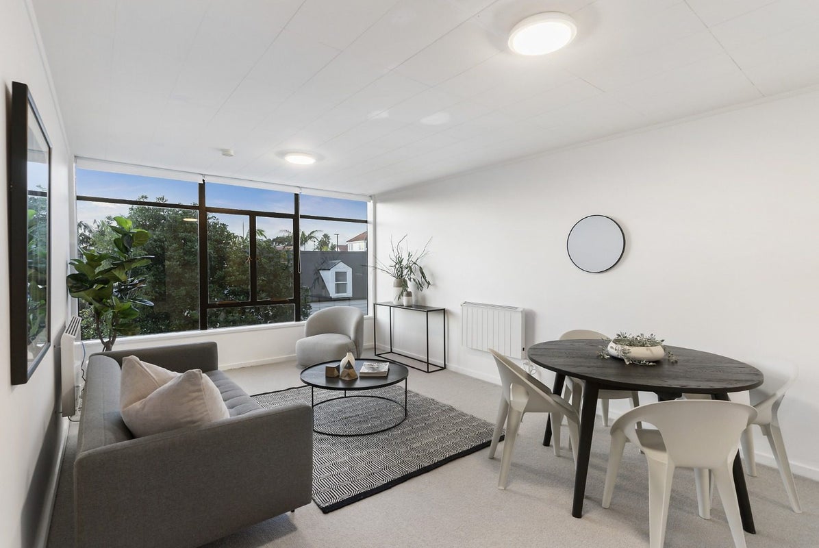 4/135 Jervois Road, Herne Bay, Auckland - Carousel 1