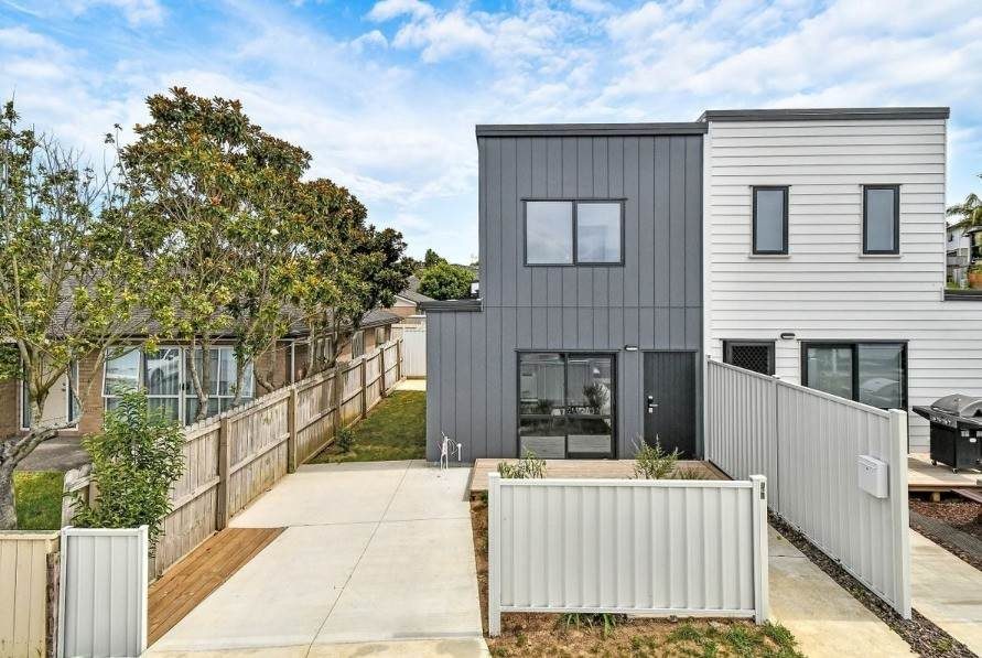 161D Wellington Street, Howick, Auckland - Carousel 1
