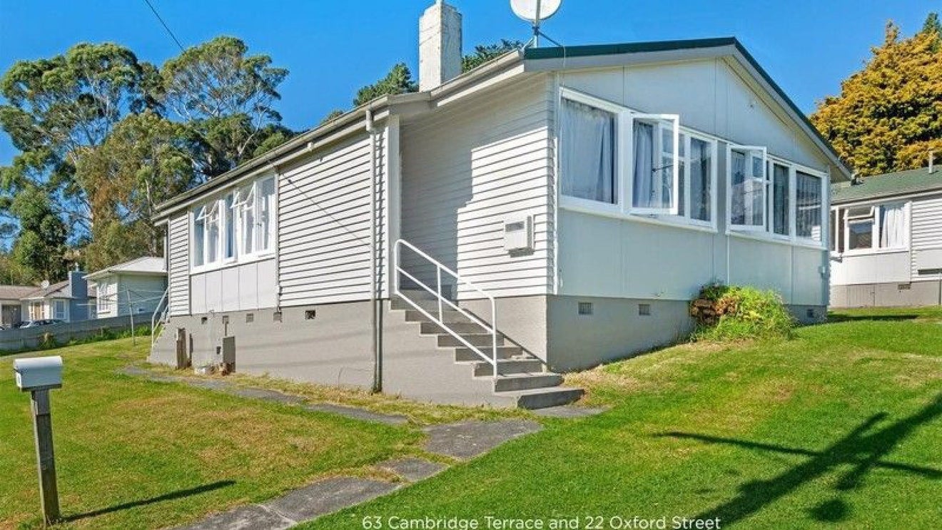 63 Cambridge Terrace, Kaiti, Gisborne - Carousel 1