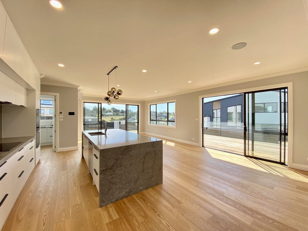 1 Paikea Street, Albany Heights, Auckland - Carousel 1