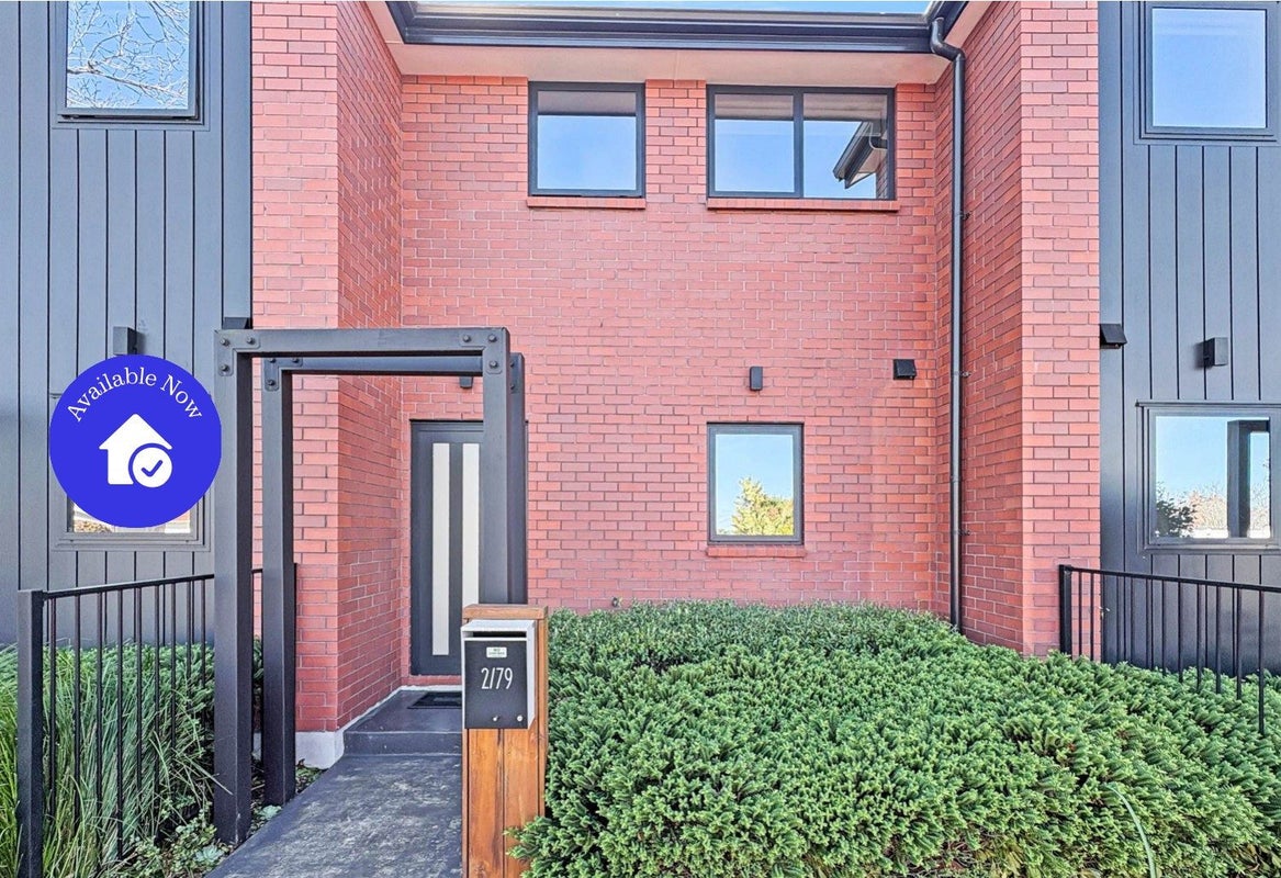 2/79 Taikata Road, Te Atatu Peninsula, Auckland - Carousel 1