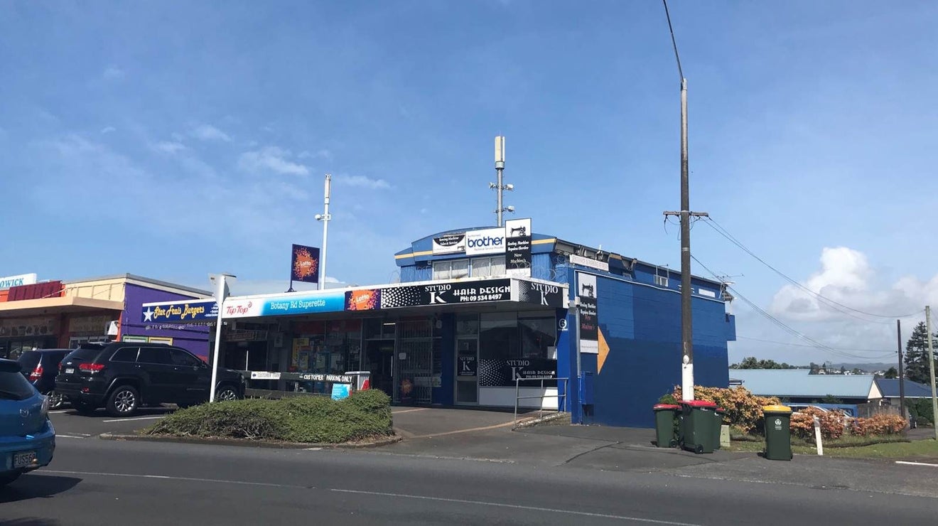 2/6A Botany Road, Howick, Auckland - Carousel 1