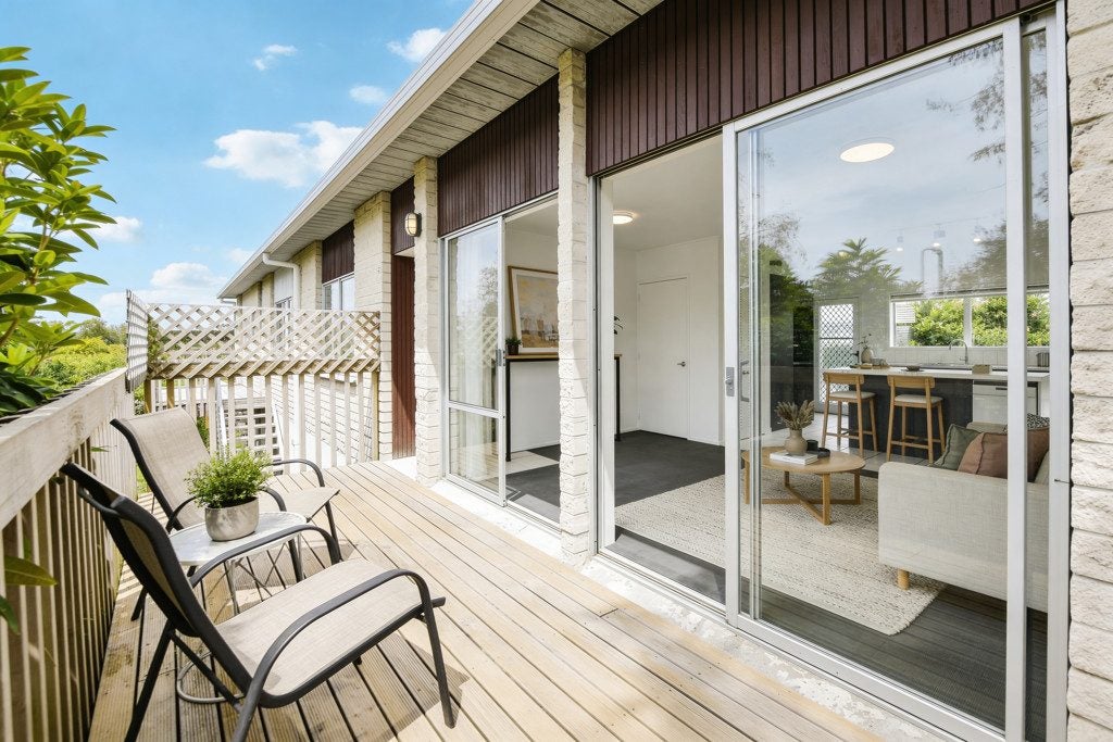 1/148 Glamorgan Drive, Torbay, Auckland - Carousel 1