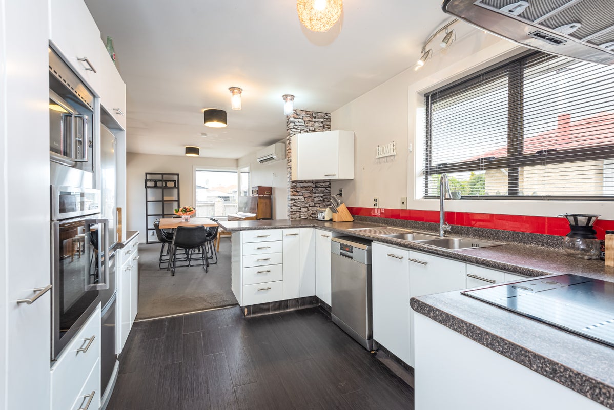 37 Fern Drive, Halswell, Christchurch - Carousel 2