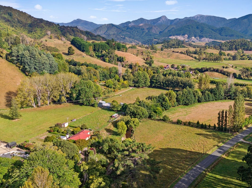 172 Thorpe-Orinoco Road, Ngatimoti, Motueka - Carousel 2