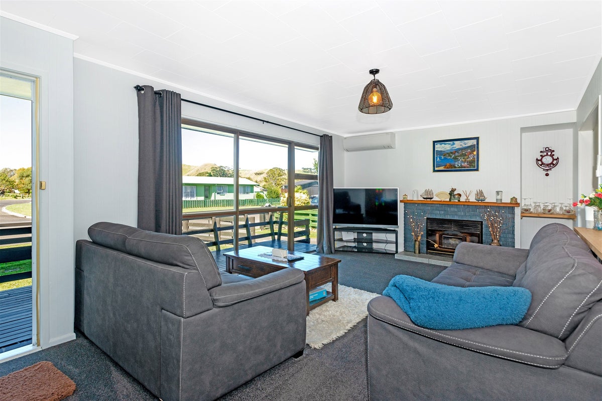42 Ida Road, Outer Kaiti, Gisborne - Carousel 2
