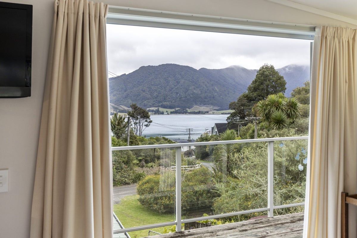 19 Sandy Bay Road, Black Rock, Marlborough Sounds - Carousel 2